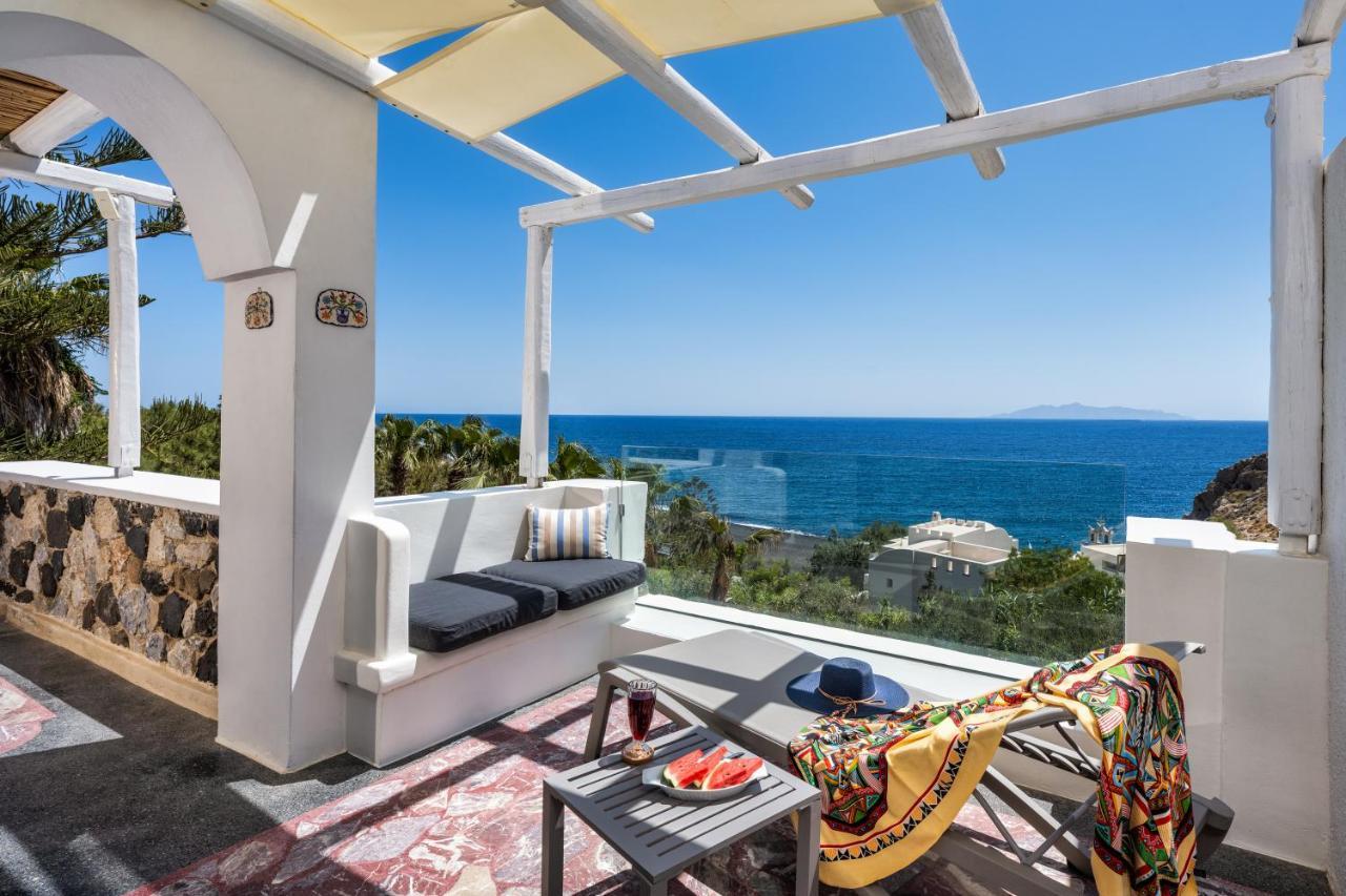 Moschatos Beach House Kamári 외부 사진