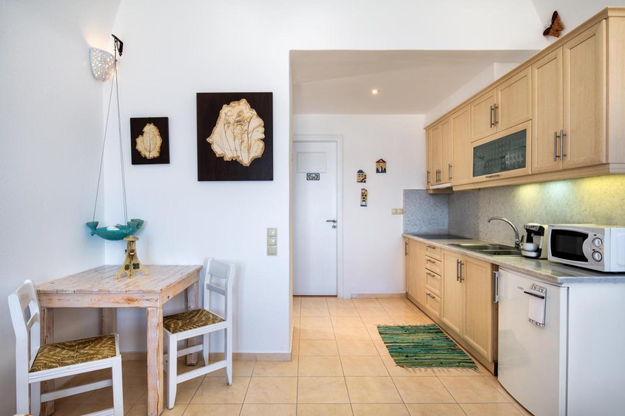 Moschatos Beach House Kamári 외부 사진