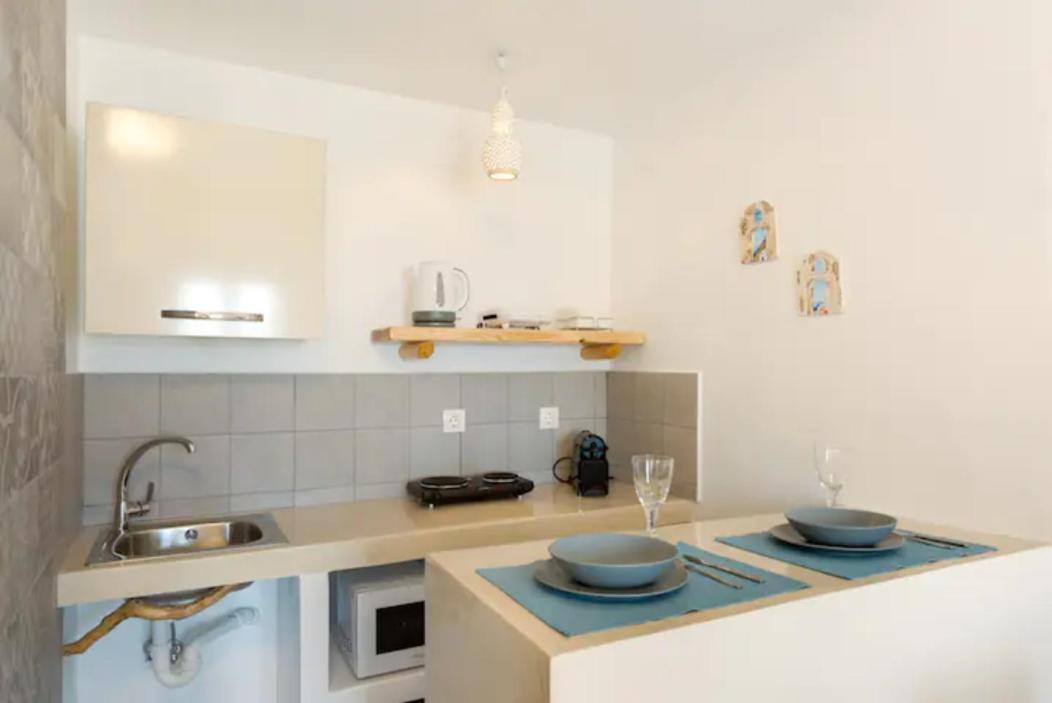 Moschatos Beach House Kamári 외부 사진