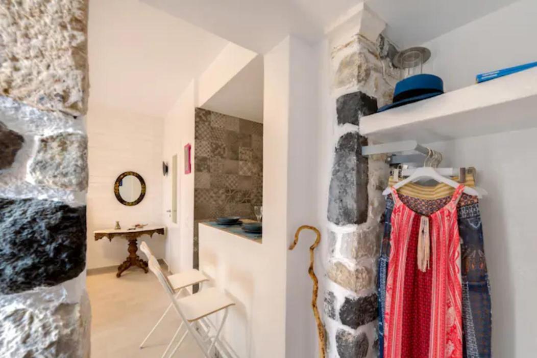 Moschatos Beach House Kamári 외부 사진